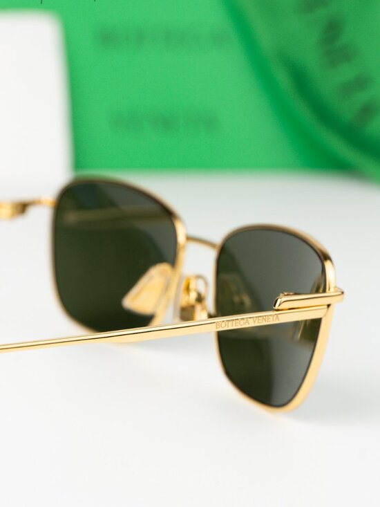 Bottega Veneta Women Sunglasses Gold Green Rectangle BV1300S 002 NEW AUTHENTIC main image 11
